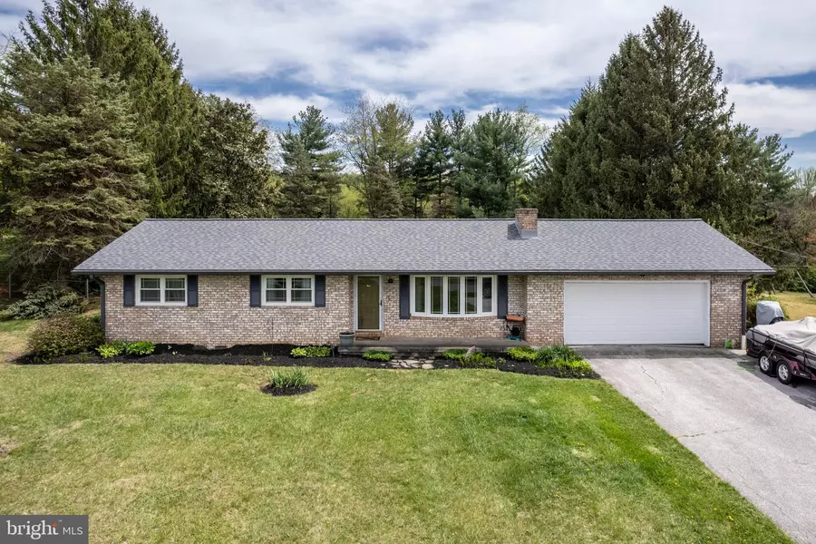 1207 EMERALD RIDGE DR, Westminster, MD 21158