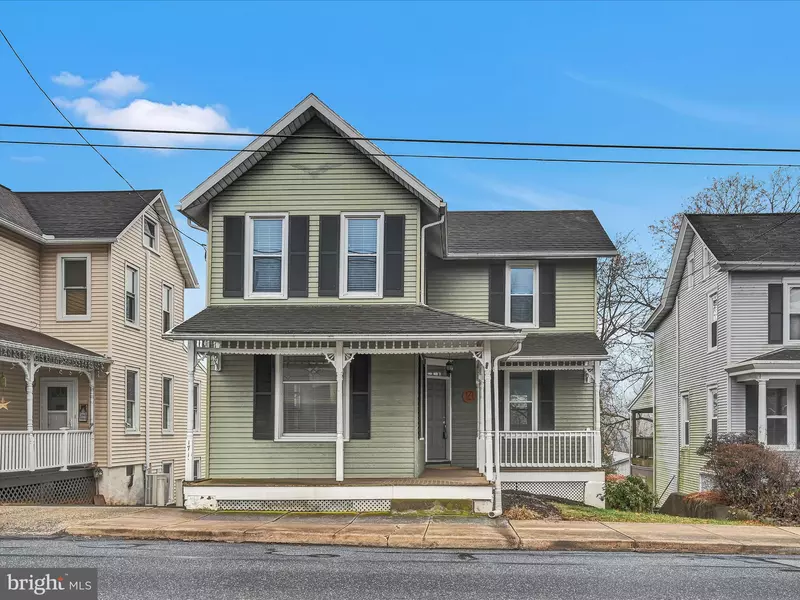 171 W MAIN ST, Adamstown, PA 19501
