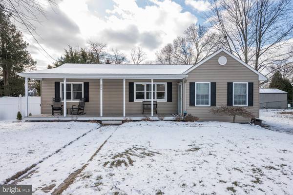 226 RIDGE AVE, Blackwood, NJ 08012