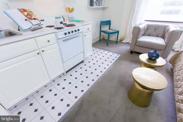 Philadelphia, PA 19107,1229 CHESTNUT ST #1120