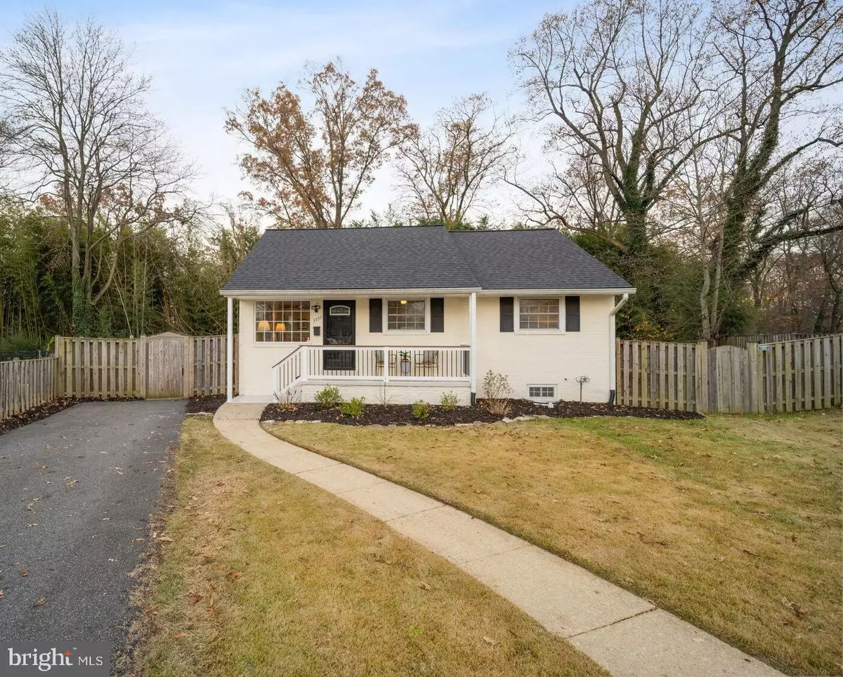 Falls Church, VA 22042,3350 HICKORY CT