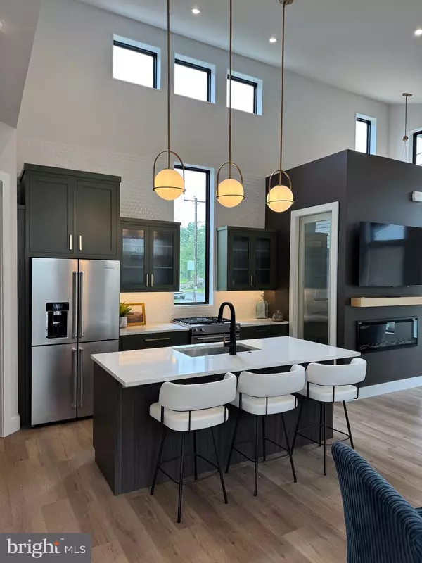 Lititz, PA 17543,256 SOUTH CEDAR ST