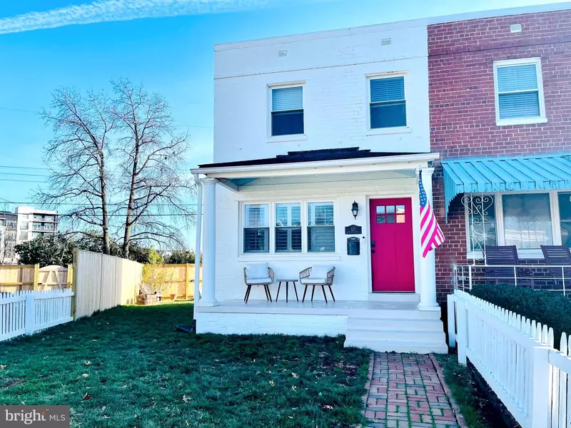 527 DUNCAN AVE, Alexandria, VA 22301