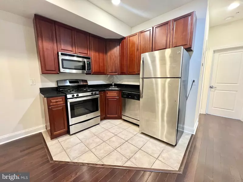 1828 N 16TH ST #A, Philadelphia, PA 19121