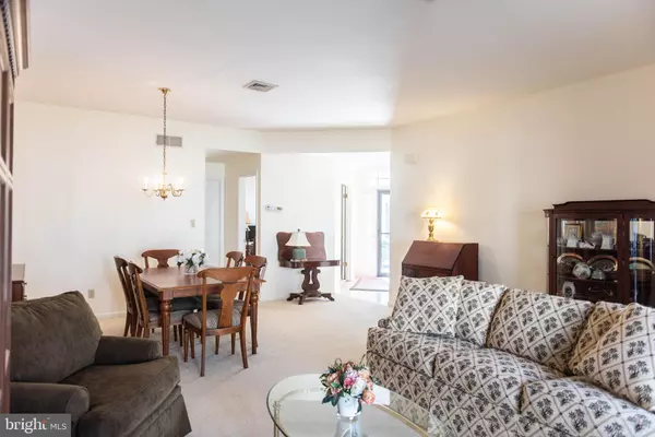 Hershey, PA 17033,196 CRESCENT DR