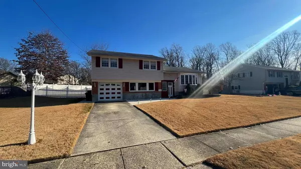 305 SIGNEY LN, Somerdale, NJ 08083