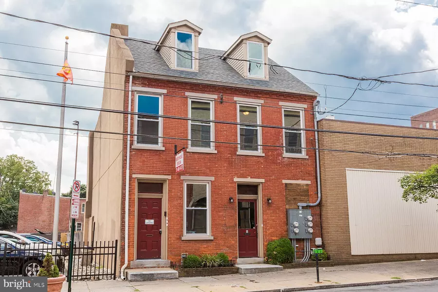 218 W KING ST, Lancaster, PA 17603