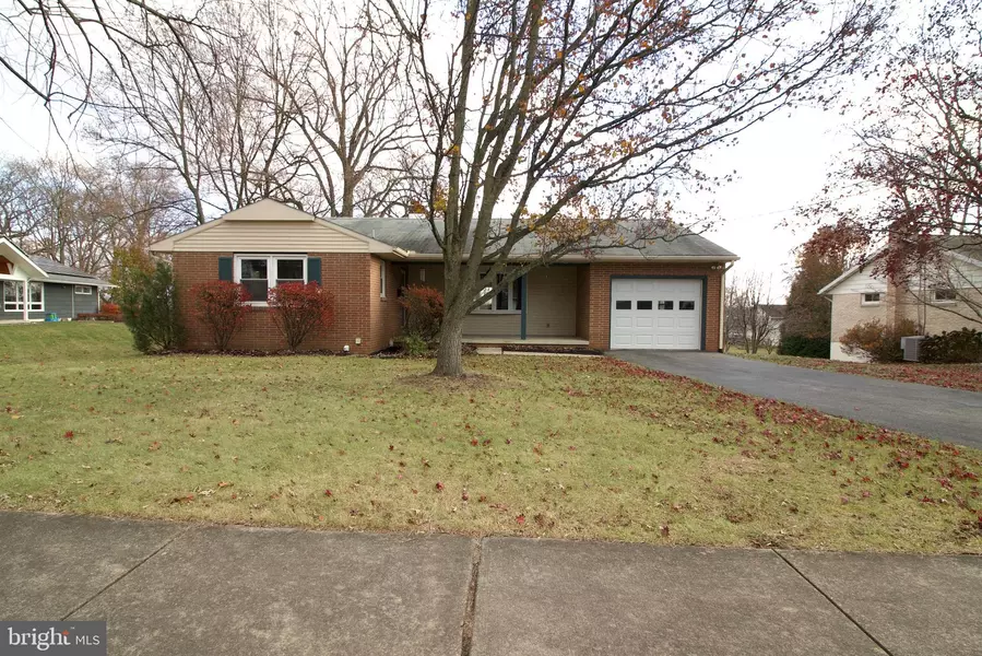 578 RIDGEVIEW AVE, Elizabethtown, PA 17022