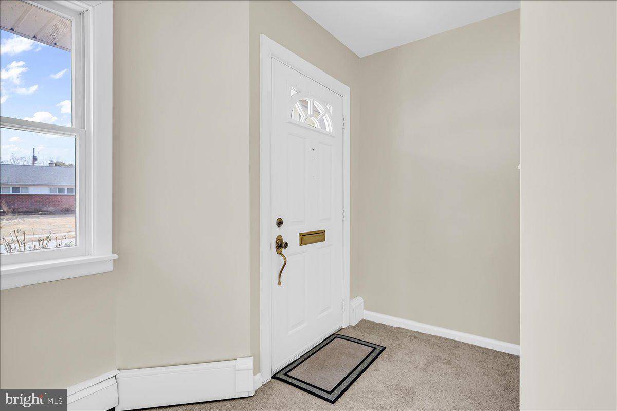 Claymont, DE 19703,3623 NAAMANS DR