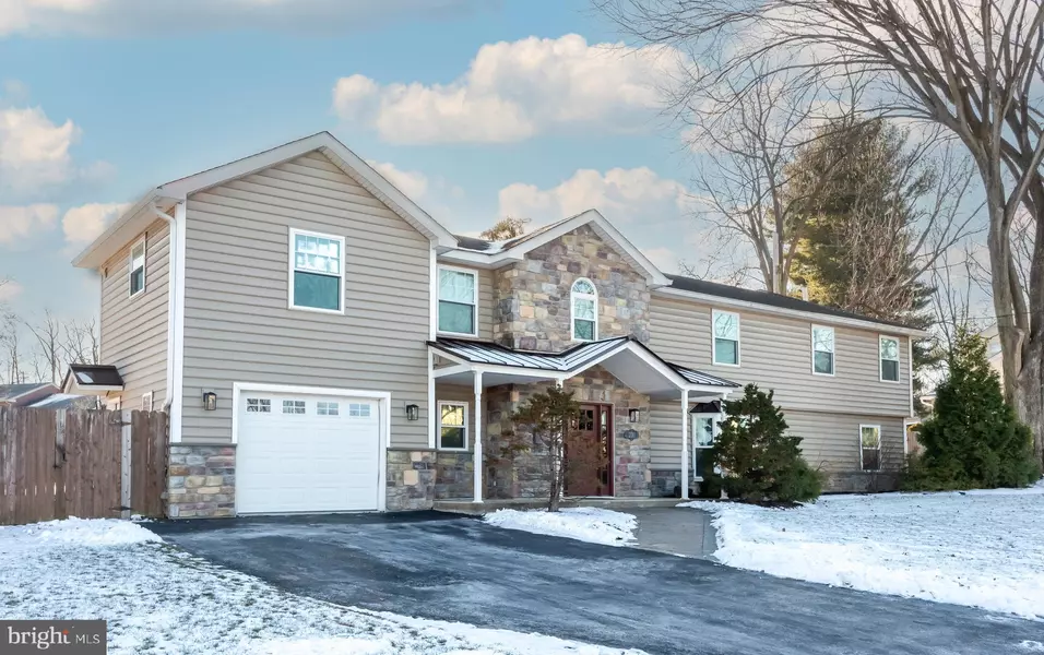 231 STRAWBERRY LN, King Of Prussia, PA 19406