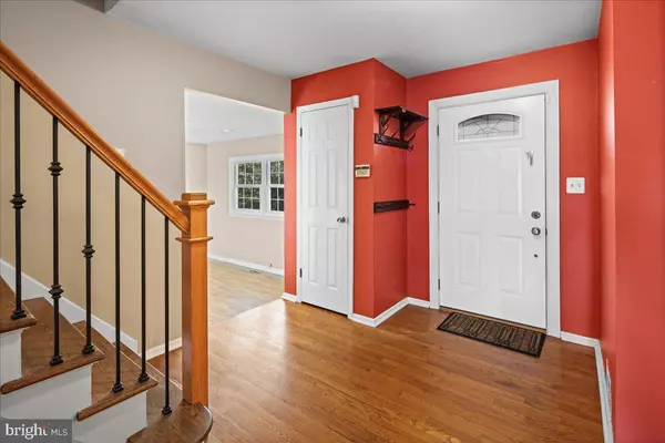 Hightstown, NJ 08520,23 SUTTON PL