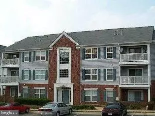 653 CONSTELLATION SQ SE #H, Leesburg, VA 20175