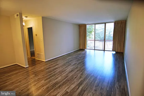 Pikesville, MD 21208,130 SLADE AVE #302