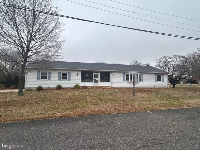 2 EMERALD LN, Bridgeton, NJ 08302