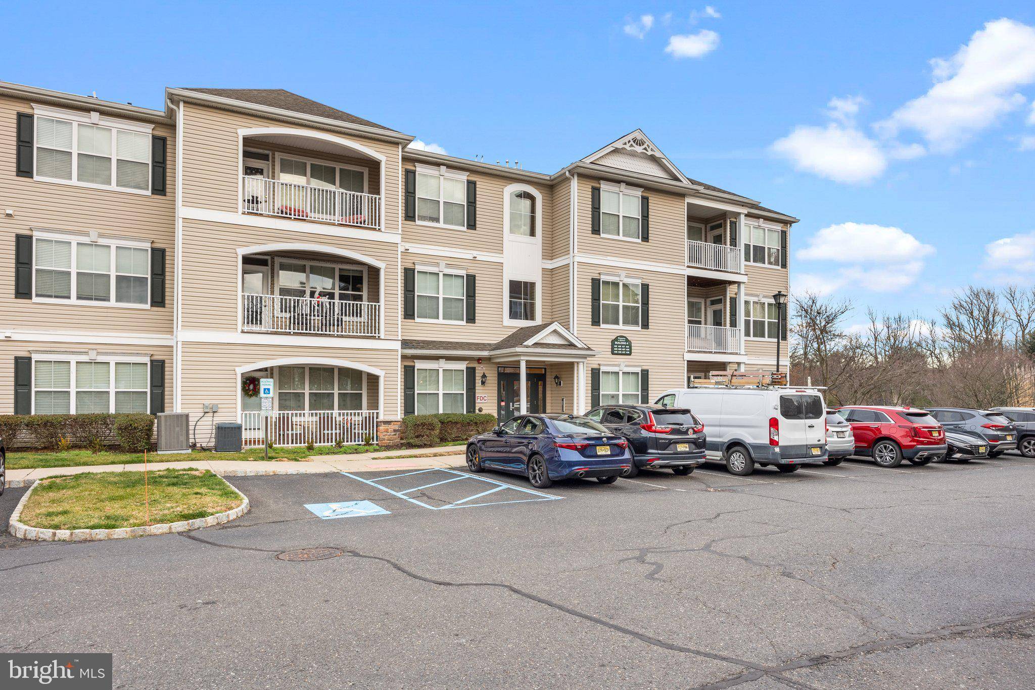 418 SLOAN CT,  Matawan,  NJ 07747