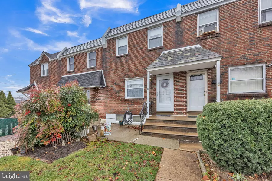 1516 E COMLY ST, Philadelphia, PA 19149