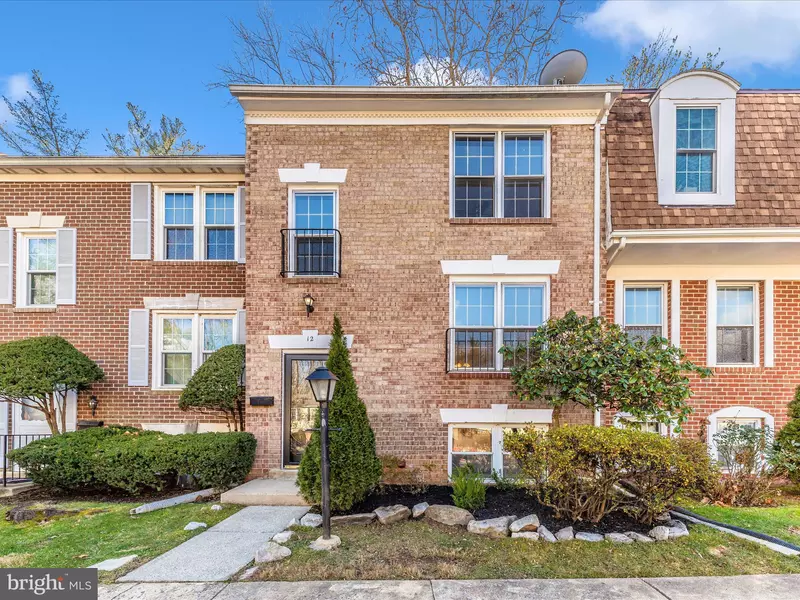 12 HYACINTH CT #8-6, Gaithersburg, MD 20878