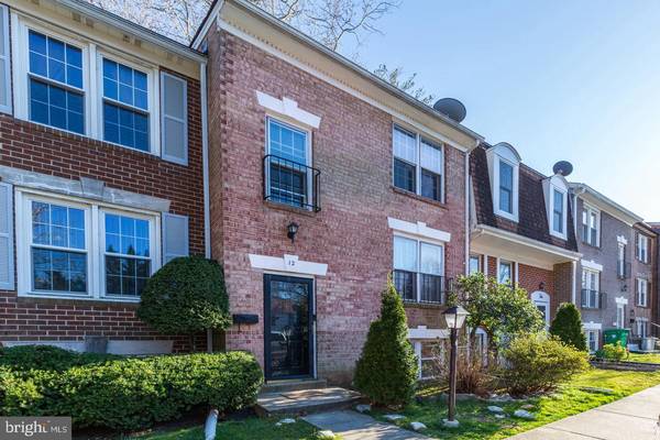 12 HYACINTH CT #8-6, Gaithersburg, MD 20878