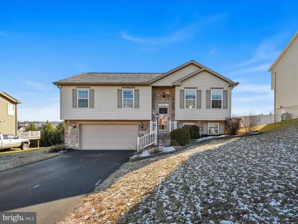 York, PA 17408,1266 SUMMIT RUN CT