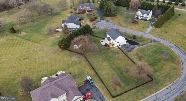 Charles Town, WV 25414,16 SPRUCE HILL WAY