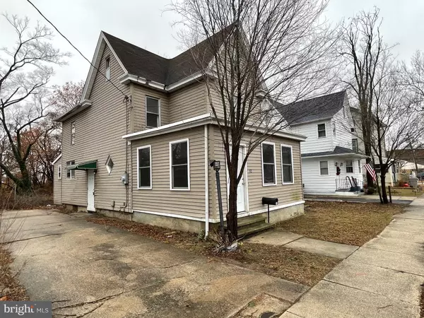 Paulsboro, NJ 08066,32 W NEW ST