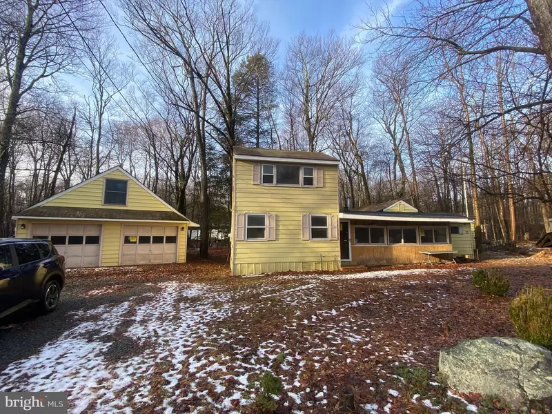 20 YELLOW FEATHER PATH, Gouldsboro, PA 18424