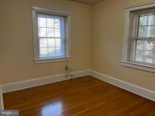 Winchester, VA 22601,208 W BOSCAWEN ST #8