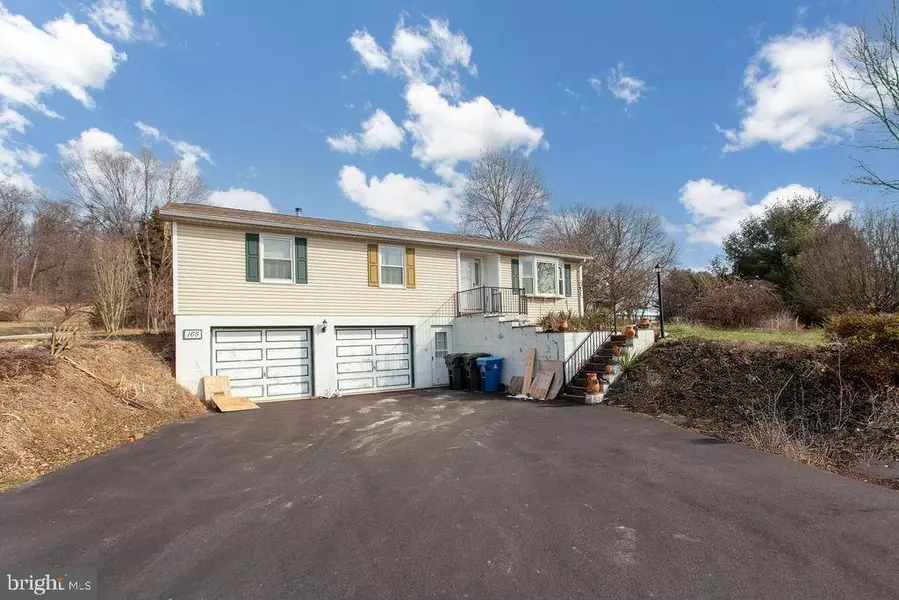 165 HILLSTREAM RD, Red Lion, PA 17356