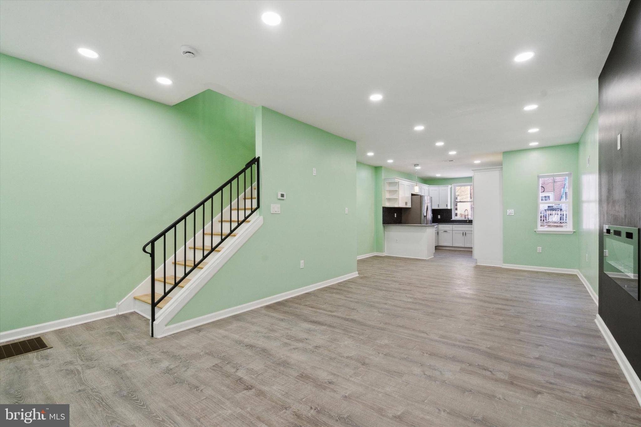 Philadelphia, PA 19141,5602 N WARNOCK ST