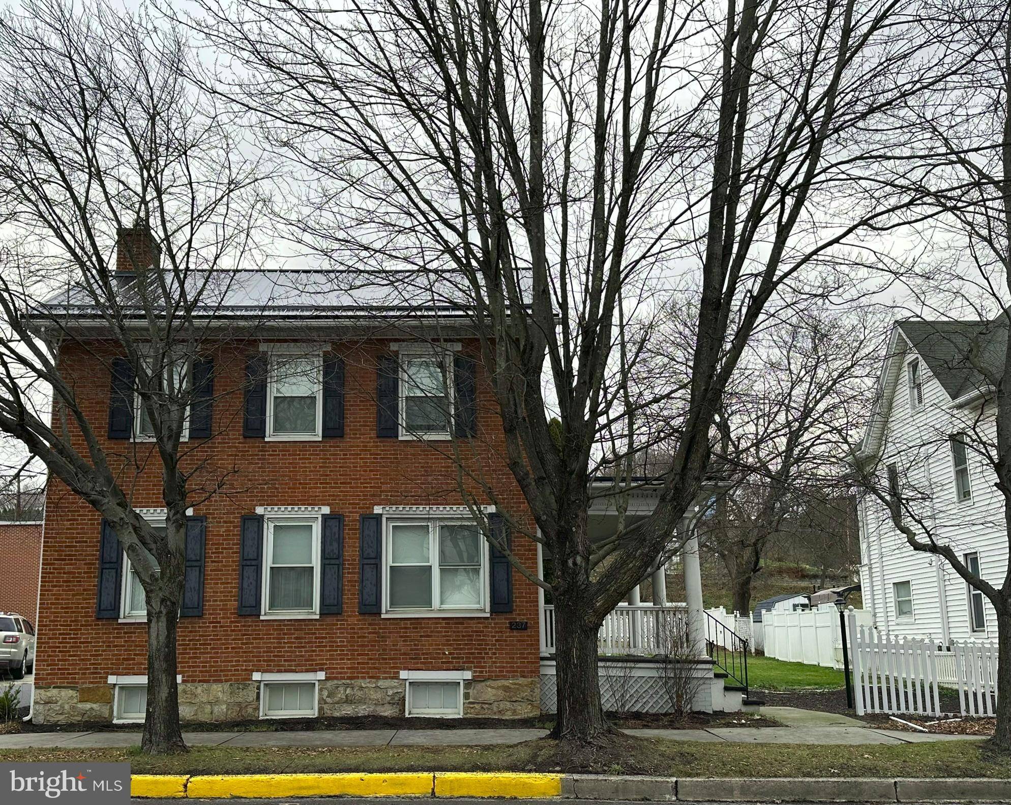 237 E MAIN STREET, Everett, PA 15537