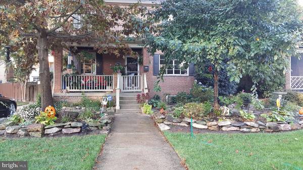 304 S IVY ST, Arlington, VA 22204