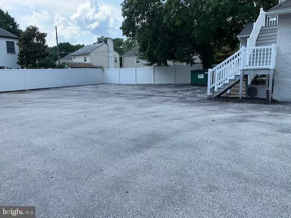 Media, PA 19063,918 N PROVIDENCE RD