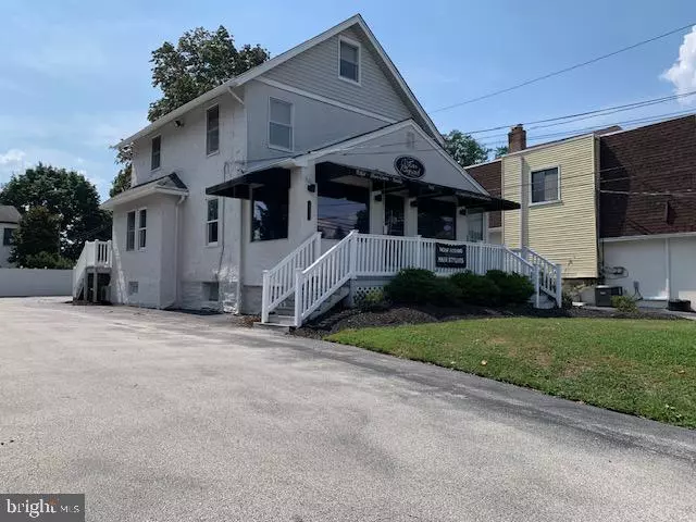 918 N PROVIDENCE RD, Media, PA 19063