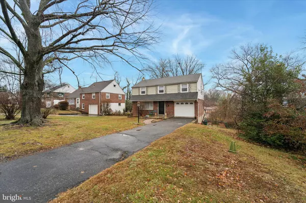 Brookhaven, PA 19015,105 MEADOWBROOK LN