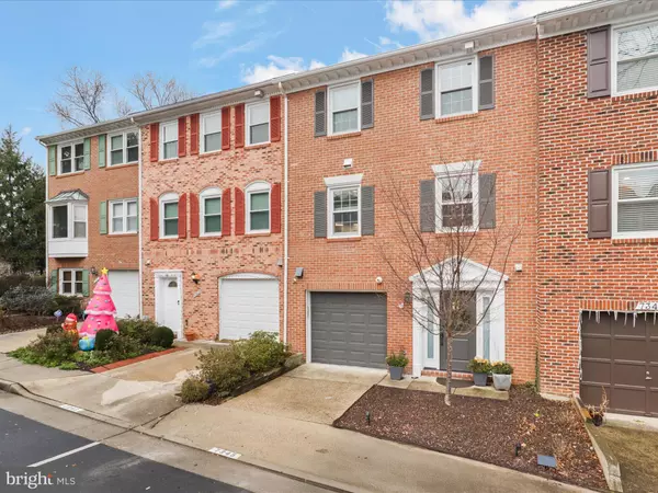 Mclean, VA 22101,7345 LEWINSVILLE SQUARE PL