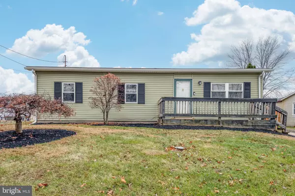 1252 CLAIRE DR, Birdsboro, PA 19508