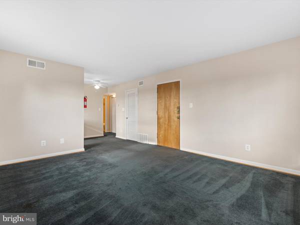 Washington, DC 20032,3723 HORNER PL SE #301