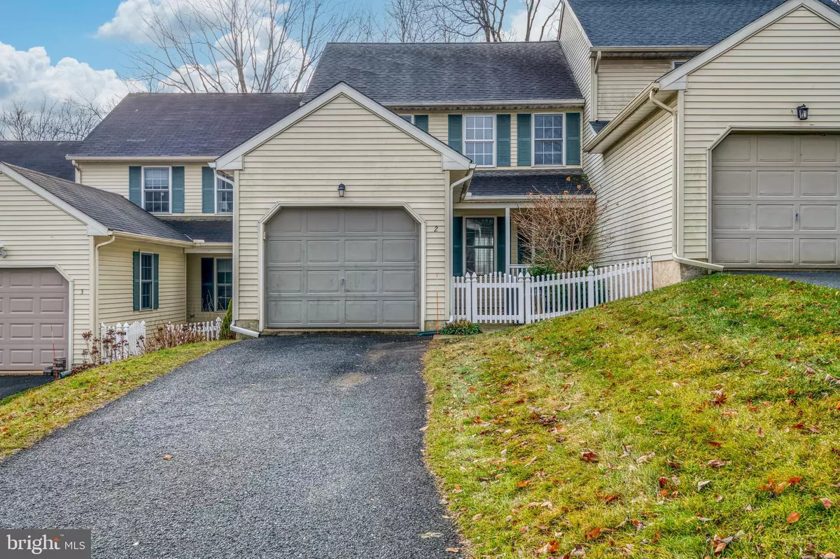 Lancaster, PA 17603,2 PARK LN