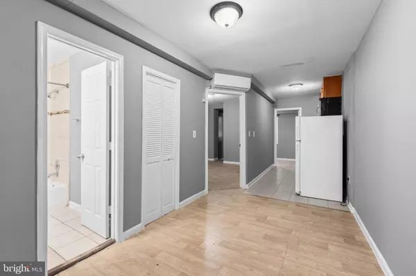 Washington, DC 20020,1613 17TH PL SE #101