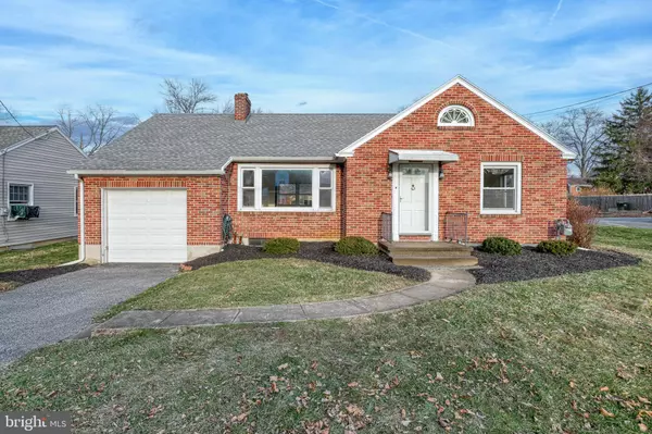 439 LOCUST GROVE RD, York, PA 17402