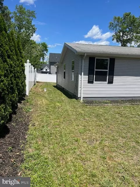 Manahawkin, NJ 08050,1208 WINDLASS DR