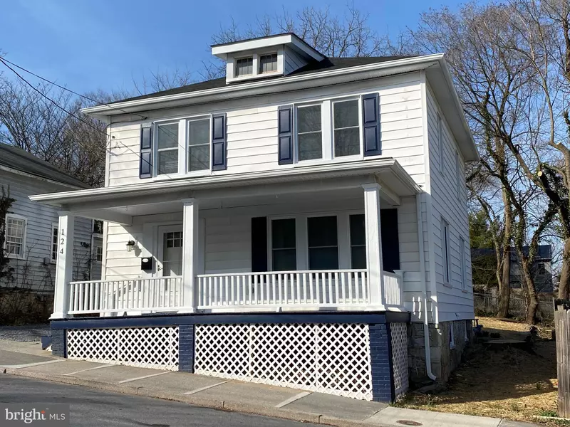 124 E MONMOUTH ST, Winchester, VA 22601