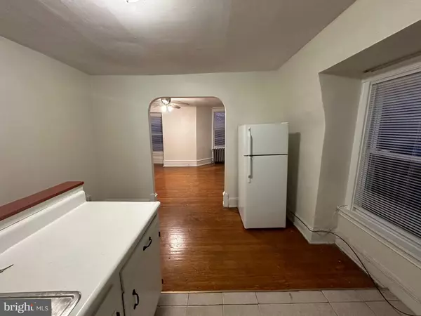 Philadelphia, PA 19143,4833 CEDAR AVE #3