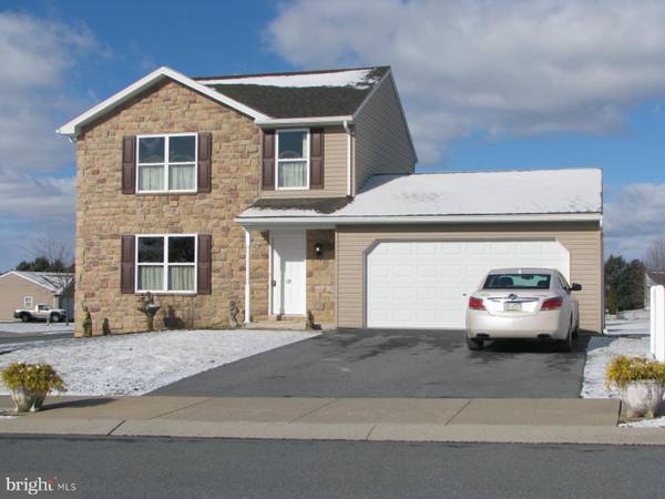 128 EDGEMONT LN, Newmanstown, PA 17073