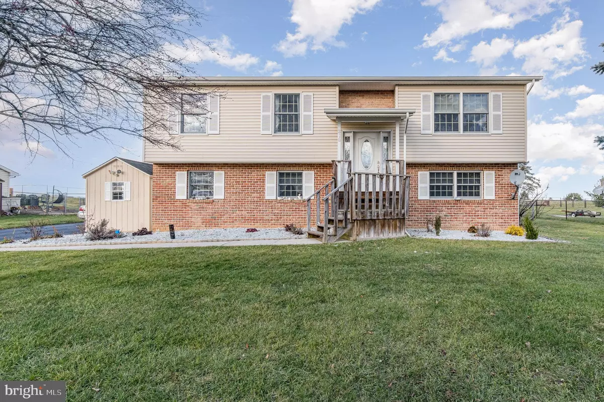 Carlisle, PA 17015,318 FAIRVIEW ST