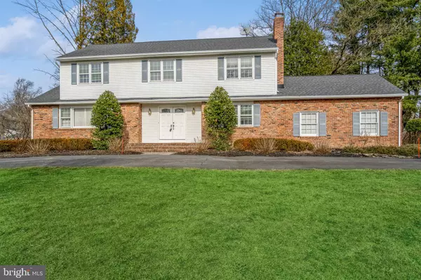 3 MONROE CT, Princeton, NJ 08540