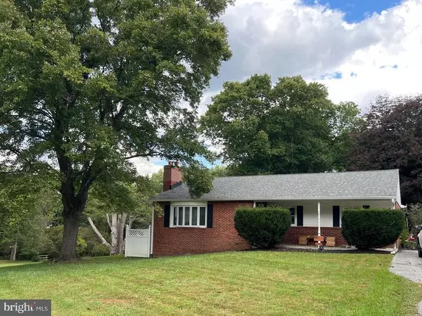 2104 COUNTRY FAIR LN, Sykesville, MD 21784