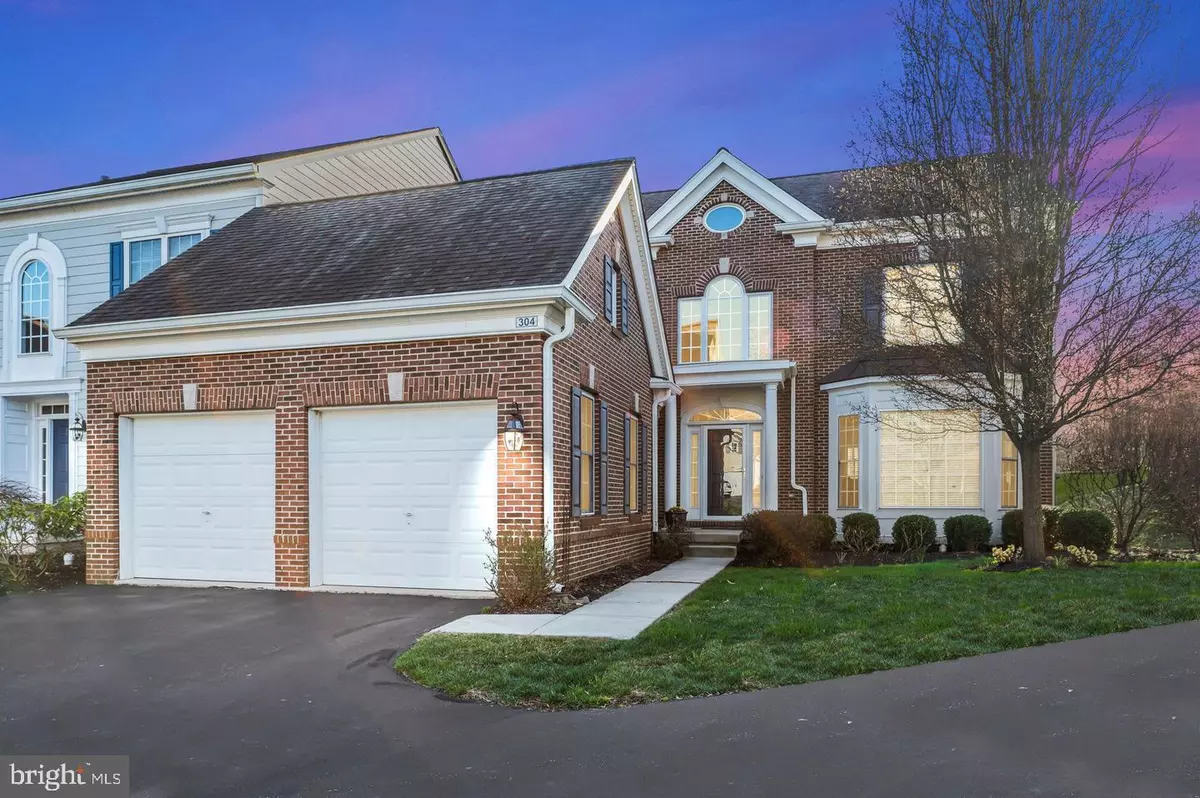 Newtown Square, PA 19073,304 ARTHUR CT