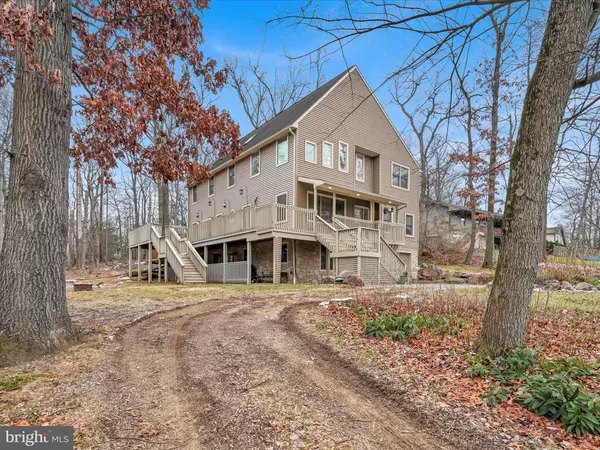 142 TIMBER LN, Mount Gretna, PA 17064