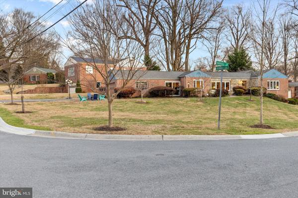 3922 DUNNEL LN, Kensington, MD 20895